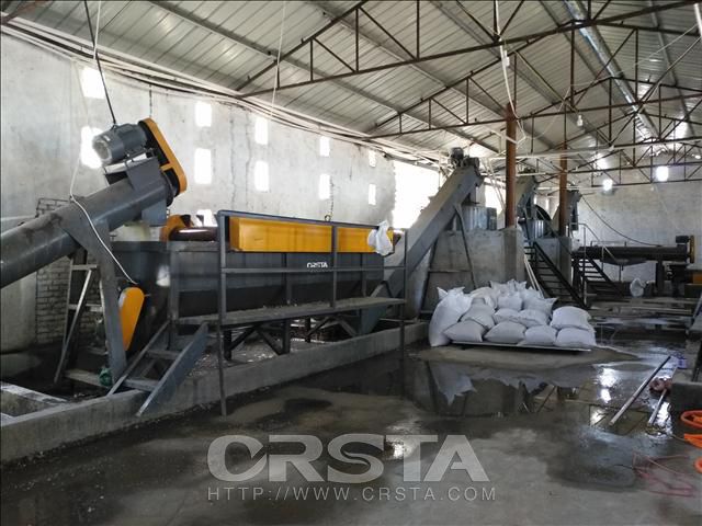 2000KG/H  PET瓶破碎清洗回收加工生产线在江苏徐州安装完成